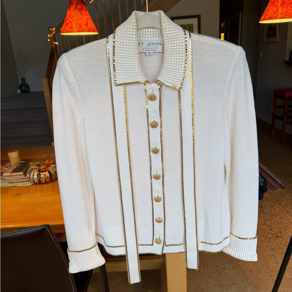 St. John Cream and Gold Women's Jacket